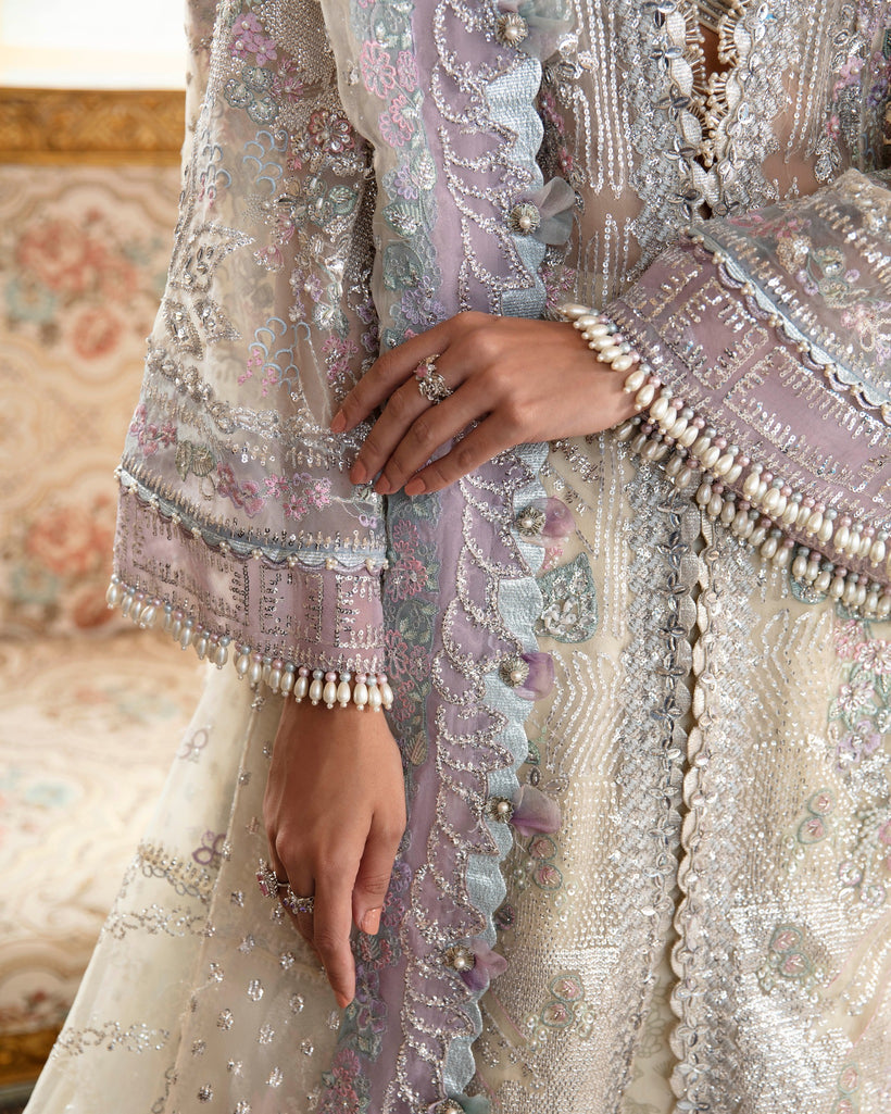 Republic Womenswear - D4 Republic Women Wear
