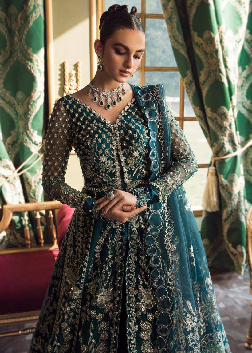 Republic Women Wear - Une Jacinthe Republic Women Wear