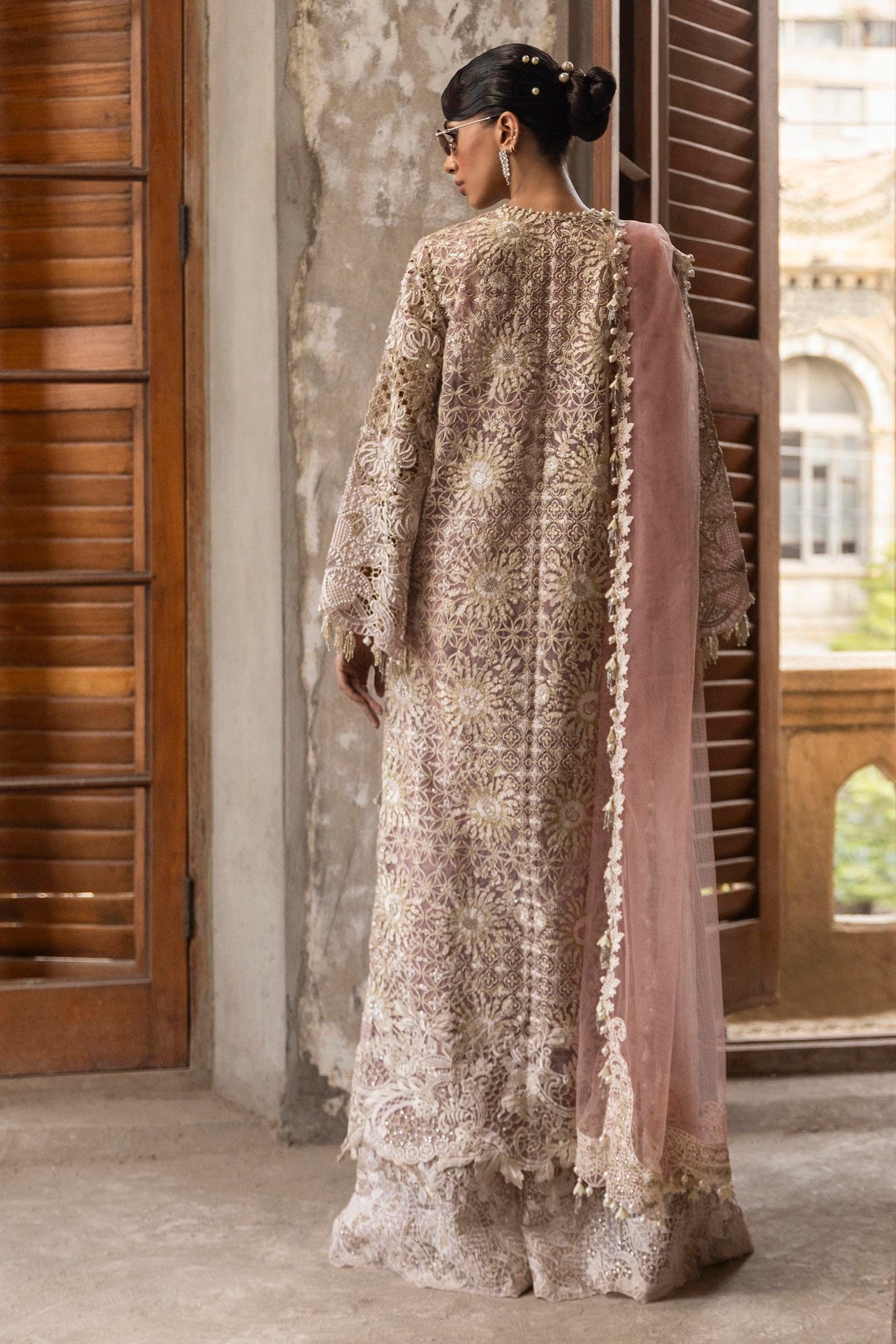 sana safinaz nura
